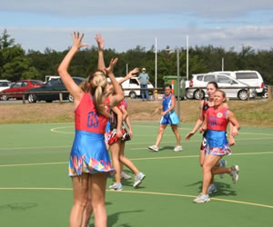 senior netball in port douglas